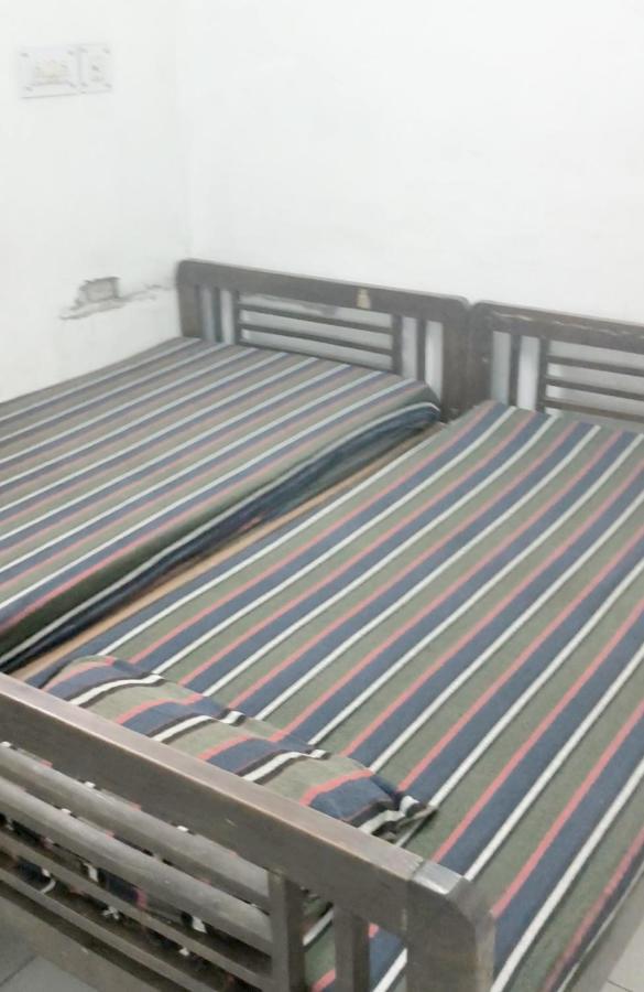 Gandhi Ganaga Guest House Varanasi Luaran gambar